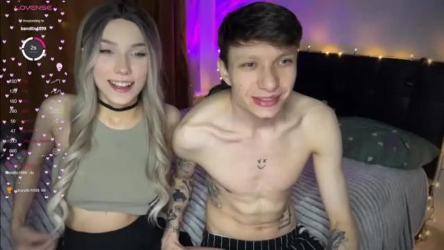 Image 4 of wendy_shyfox Stream on Chaturbate on 15 months ago