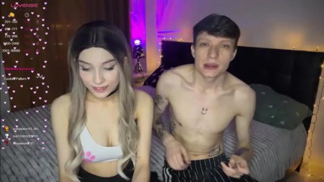 Image 3 of wendy_shyfox Stream on Chaturbate on 15 months ago