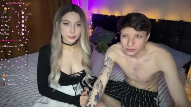 Image 6 of wendy_shyfox Stream on Chaturbate on 15 months ago
