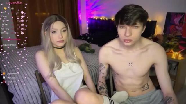 Image 4 of wendy_shyfox Stream on Chaturbate on 14 months ago