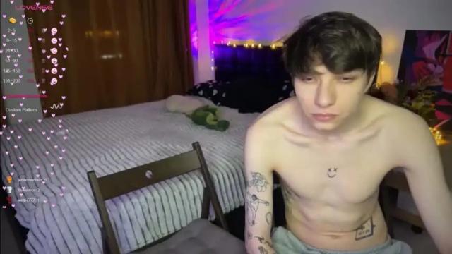 Image 6 of wendy_shyfox Stream on Chaturbate on 14 months ago