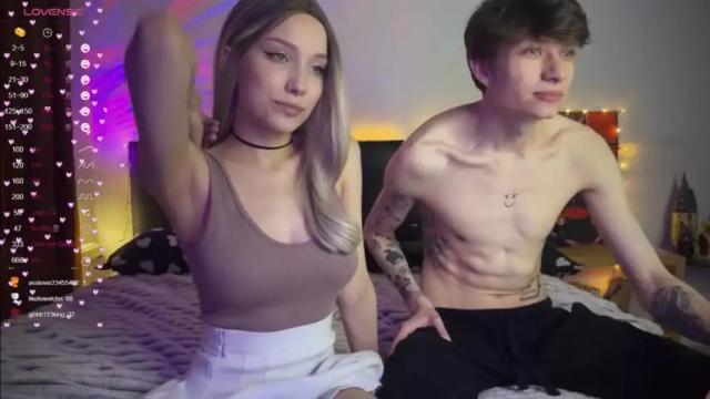 Image 10 of wendy_shyfox Stream on Chaturbate on 13 months ago