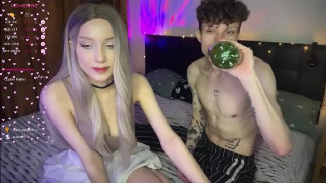 Image 10 of wendy_shyfox Stream on Chaturbate on 13 months ago