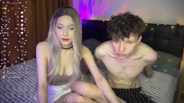 Image 7 of wendy_shyfox Stream on Chaturbate on 13 months ago