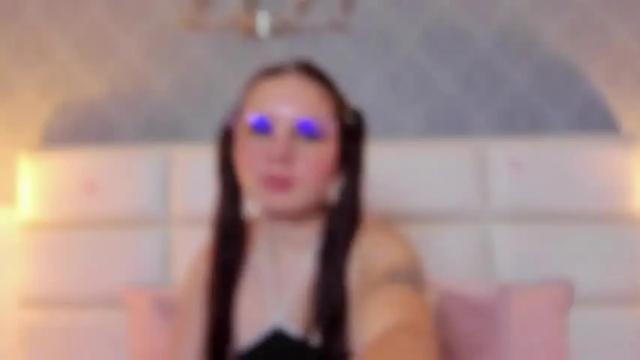 Image 2 of wendyclarck Stream on Chaturbate on 17 months ago
