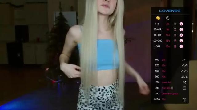 Image 10 of wendylovelylovew Stream on Chaturbate on 15 months ago