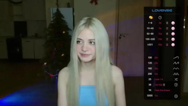 Image 11 of wendylovelylovew Stream on Chaturbate on 15 months ago