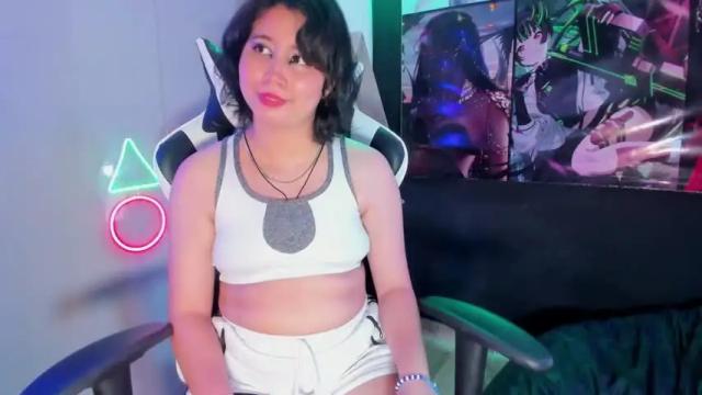 Image 2 of wendymoonie Stream on Chaturbate on 17 months ago