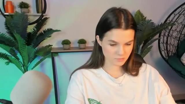 Image 3 of wendyreilly Stream on Chaturbate on 21 months ago