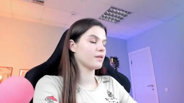 Image 11 of wendyreilly Stream on Chaturbate on 21 months ago