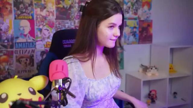 Image 12 of wendyreilly Stream on Chaturbate on 20 months ago