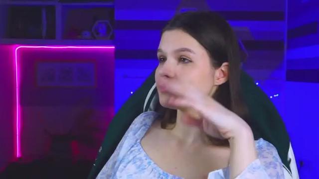 Image 10 of wendyreilly Stream on Chaturbate on 18 months ago