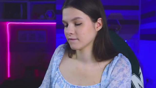 Image 11 of wendyreilly Stream on Chaturbate on 18 months ago