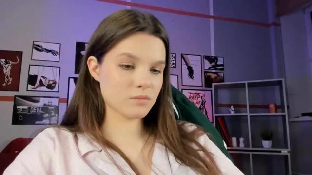 Image 10 of wendyreilly Stream on Chaturbate on 18 months ago