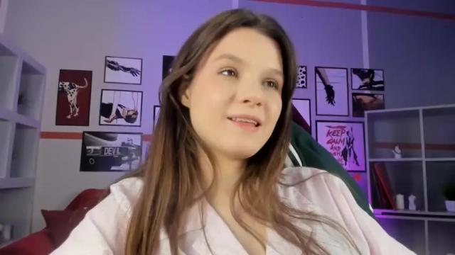 Image 4 of wendyreilly Stream on Chaturbate on 18 months ago