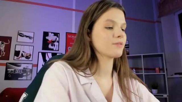 Image 8 of wendyreilly Stream on Chaturbate on 18 months ago