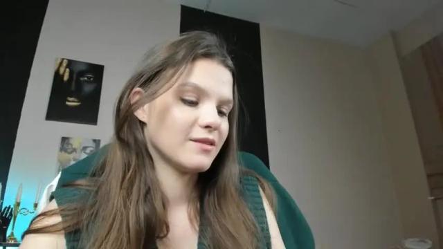 Image 2 of wendyreilly Stream on Chaturbate on 18 months ago