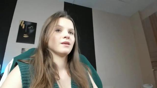 Image 3 of wendyreilly Stream on Chaturbate on 18 months ago