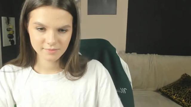 Image 4 of wendyreilly Stream on Chaturbate on 18 months ago