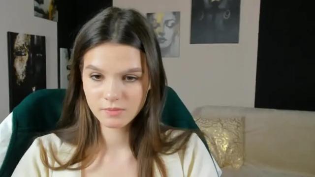 Image 3 of wendyreilly Stream on Chaturbate on 18 months ago