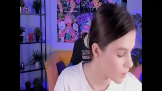 Thumbnail 1, wendyreilly's Stream at Chaturbate, 18 months ago