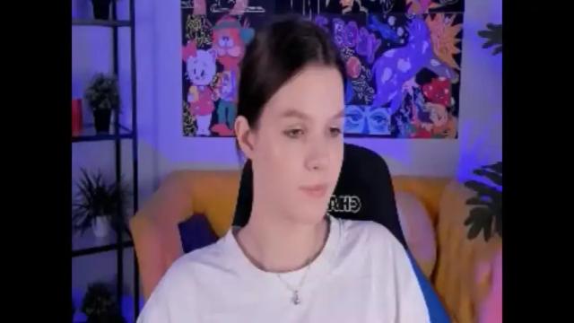 Image 2 of wendyreilly Stream on Chaturbate on 18 months ago