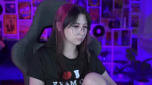 Image 2 of wesleegray Stream on Chaturbate on 12 months ago