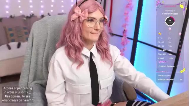 Image 2 of westbeachbunny Stream on Chaturbate on 2 months ago