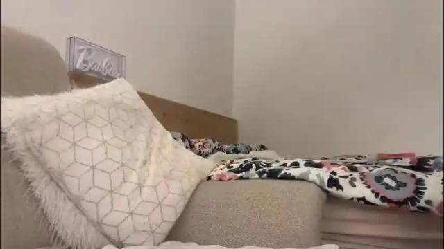 Image 3 of wet__barbie Stream on Chaturbate on 11 days ago