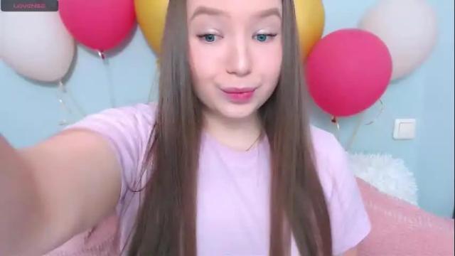 Image 2 of wet__molly Stream on Chaturbate on 1 month ago