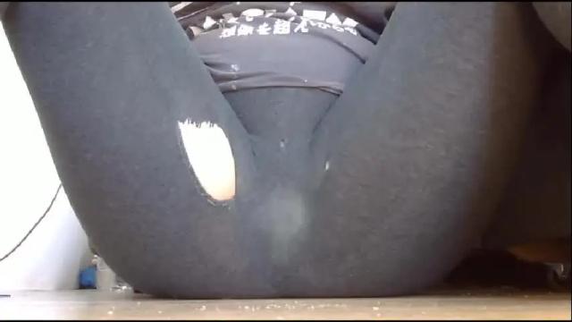 Image 12 of wet_pants2022 Stream on Chaturbate on 9 days ago