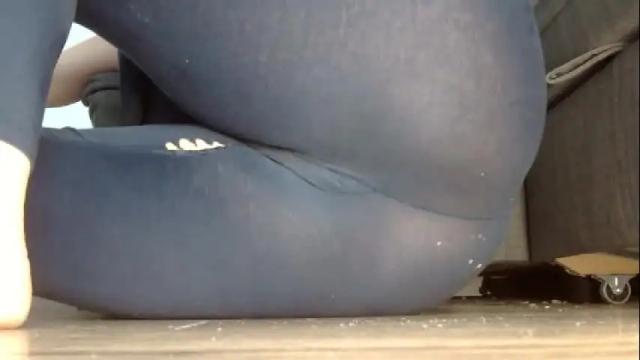 Image 12 of wet_pants2022 Stream on Chaturbate on 8 days ago
