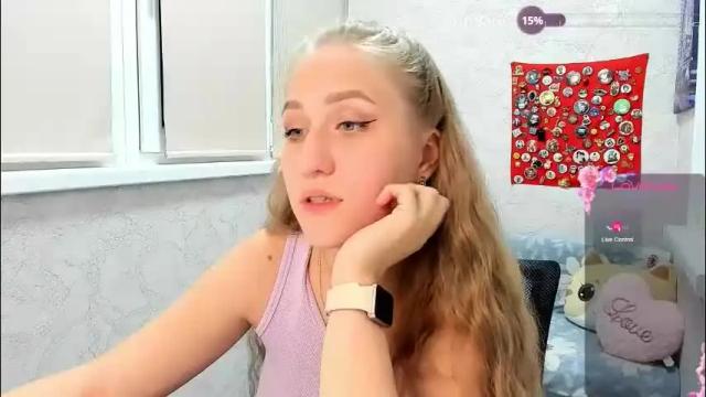 Image 4 of wetcrybaby Stream on Chaturbate on 2 months ago