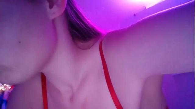 Image 10 of wetlilkittyy Stream on Chaturbate on 10 days ago