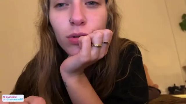 Image 11 of wetmili Stream on Chaturbate on 22 months ago
