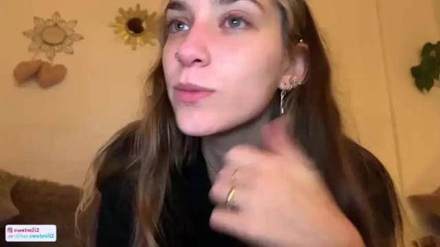 Image 6 of wetmili Stream on Chaturbate on 22 months ago
