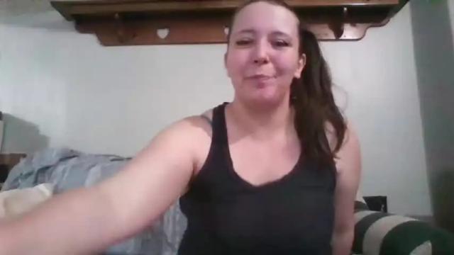 Image 2 of wetnstickybudz Stream on Chaturbate on 17 months ago