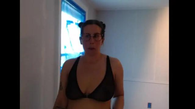 Image 3 of whiskyjane Stream on Chaturbate on 10 days ago