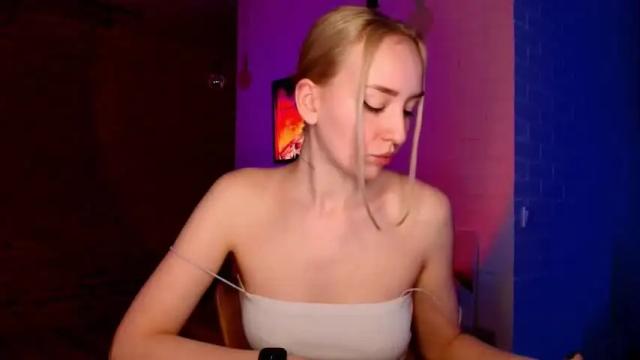 Thumbnail 1, whiteprincessluna's Stream at Chaturbate, 16 months ago