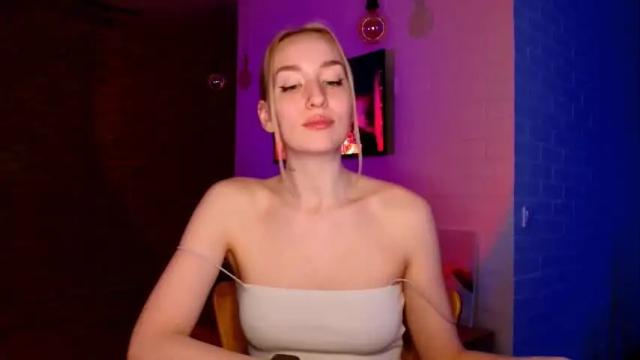 Thumbnail 2, whiteprincessluna's Stream at Chaturbate, 16 months ago