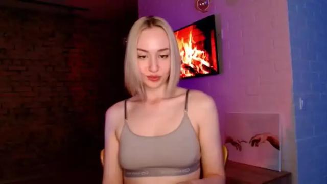 Thumbnail 1, whiteprincessluna's Stream at Chaturbate, 15 months ago