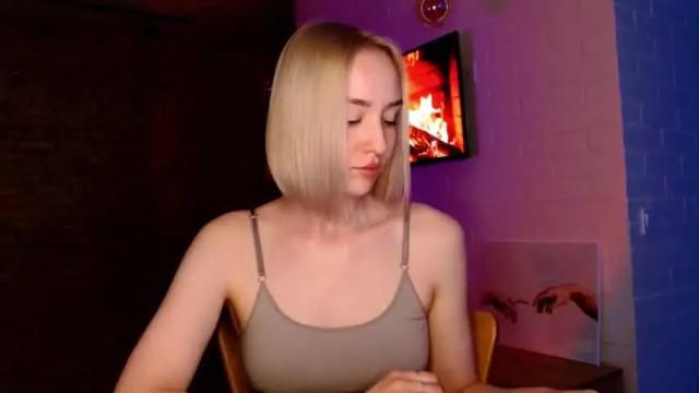 Thumbnail 2, whiteprincessluna's Stream at Chaturbate, 15 months ago