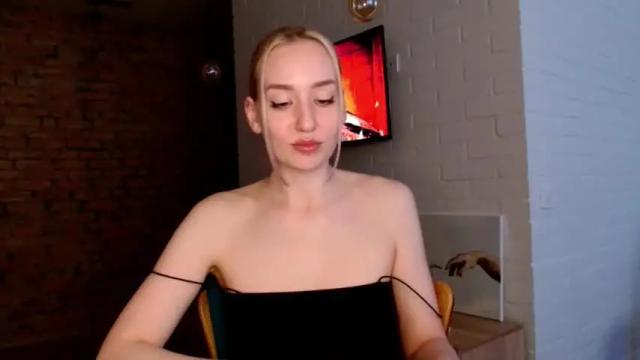 Thumbnail 3, whiteprincessluna's Stream at Chaturbate, 15 months ago