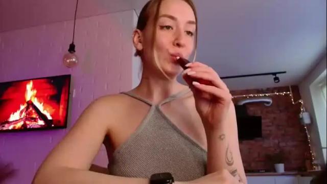 Thumbnail 1, whiteprincessluna's Stream at Chaturbate, 1 month ago
