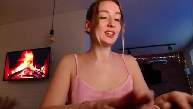 Image 6 of whiteprincessluna Stream on Chaturbate on 9 days ago
