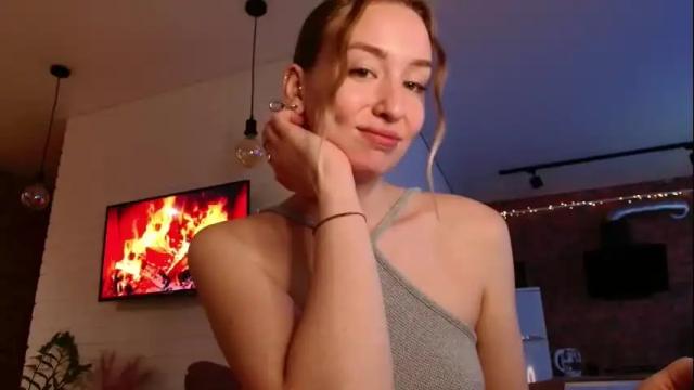 Image 6 of whiteprincessluna Stream on Chaturbate on 5 days ago