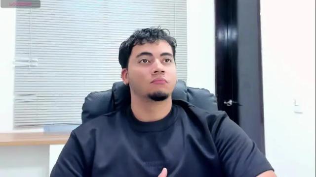 Image 11 of whitesun_01 Stream on Chaturbate on 20 days ago