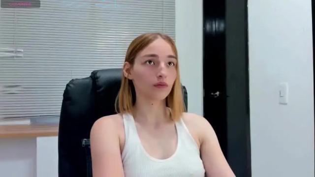 Image 3 of whitesun_01 Stream on Chaturbate on 20 days ago