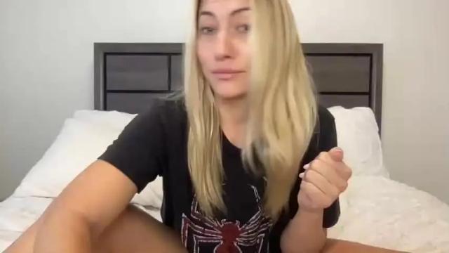Image 8 of whitneyoc Stream on Chaturbate on 19 months ago