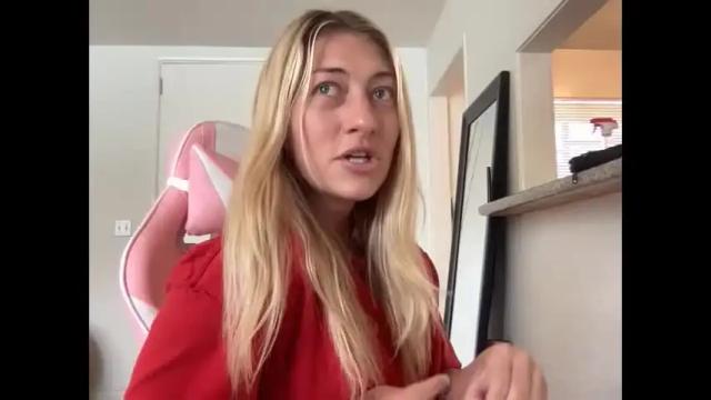 Image 2 of whitneyoc Stream on Chaturbate on 16 months ago